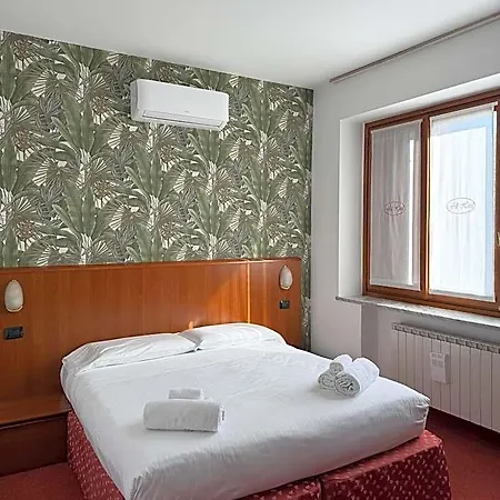 Fell Hotell